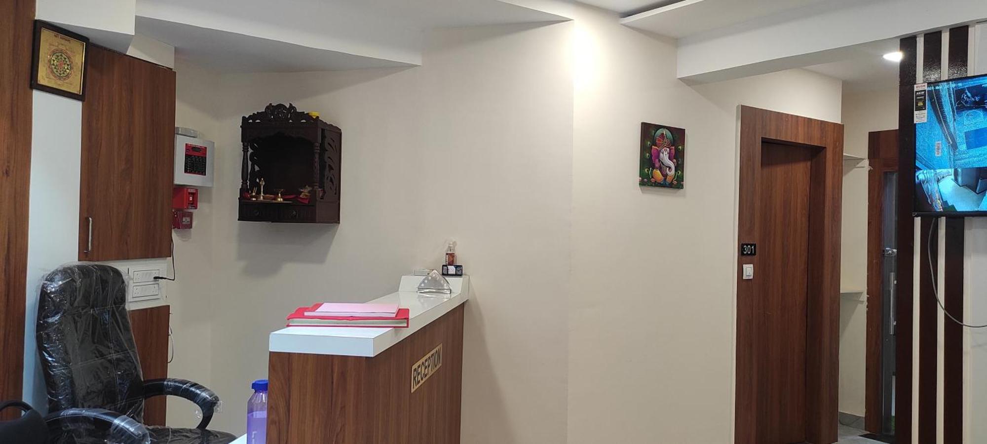 Hotel Earth Inn, Subhash Bridge, Rto Circle, Ahmedabad Esterno foto